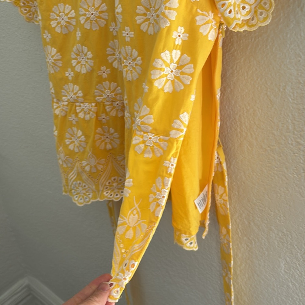 Talbots Yellow White Flutter Sleeve Eyelet Embroidered Floral Blouse Tie Front - Picture 7 of 13